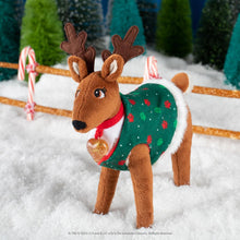 Load image into Gallery viewer, The Elf on The Shelf - Elf Pets Care: Elf Pets Sweater, Elf Care Hero, and Cheer Checkup Set