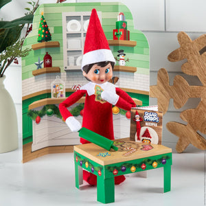 The Elf on The Shelf: The Official 24-Day Ideas Kit - More Than 70 Props!