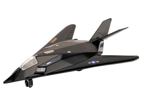 F-117 Nighthawk Pull Back with Pullback Action