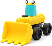 Load image into Gallery viewer, Fat Brain Toys - Hey Clay Construction Vehicles, 6 Sculpting Projects, Ages 6+