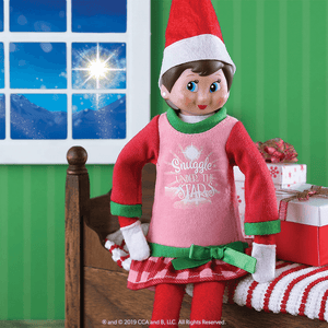 The Elf on the Shelf Claus Couture Scout Elf Girl Mega Pack: 6 Outfits for Fun Holiday Scenes, and Exclusive Joy Travel Bag
