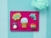Load image into Gallery viewer, Klutz Make Your Own Bath Bombs Activity Kit