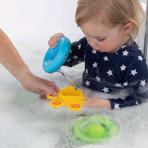 Fat Brain Toys Dimpl Splash 3-Piece Bathtub Baby Toy