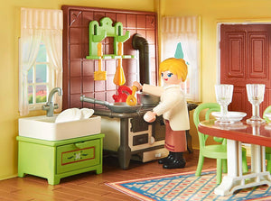 PLAYMOBIL Spirit Riding Free Lucky's House Playset, Multicolor
