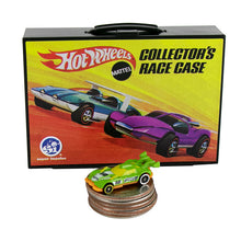 Load image into Gallery viewer, Super Impulse World&#39;s Smallest Hot Wheels: Collector&#39;s Race Case and 2 Diecast Miniature Cars